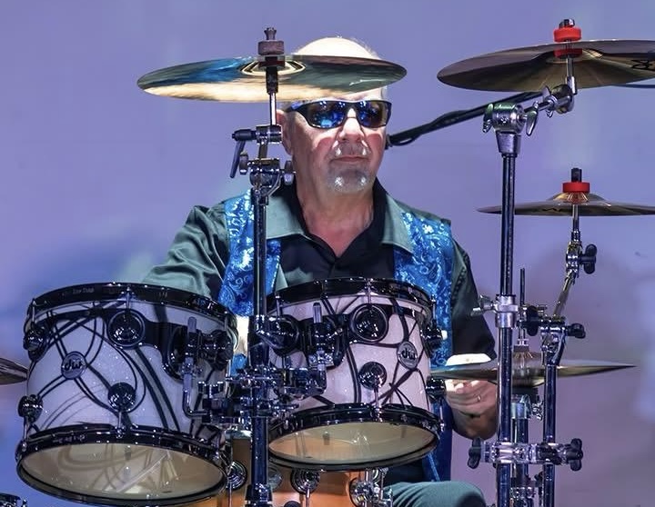 PHIL OATEN RodStewartSongBook